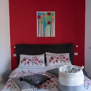 2* Pensjonat Intra